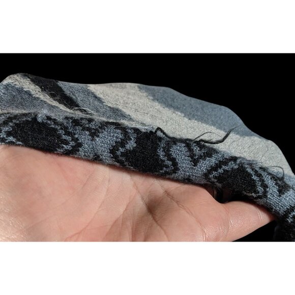 Blizzard Diablo Gothic Black And Grey Officially Licensed Reversible Scarf - Picture 7 of 16